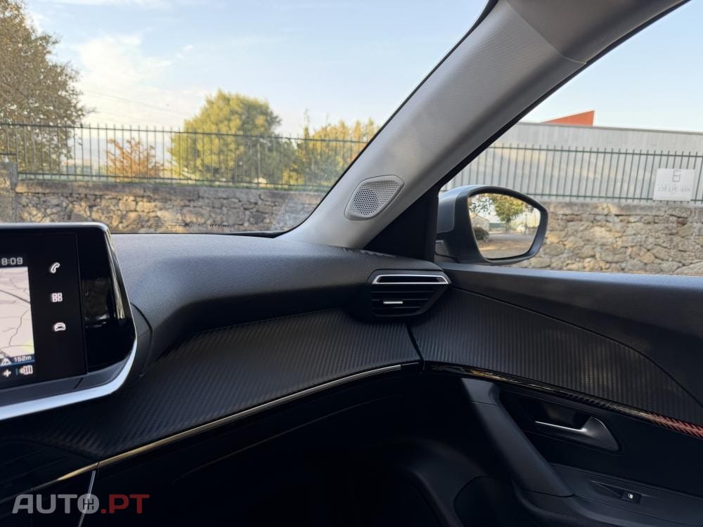 Peugeot 2008 PureTech 100 Stop&Start Allure Pack