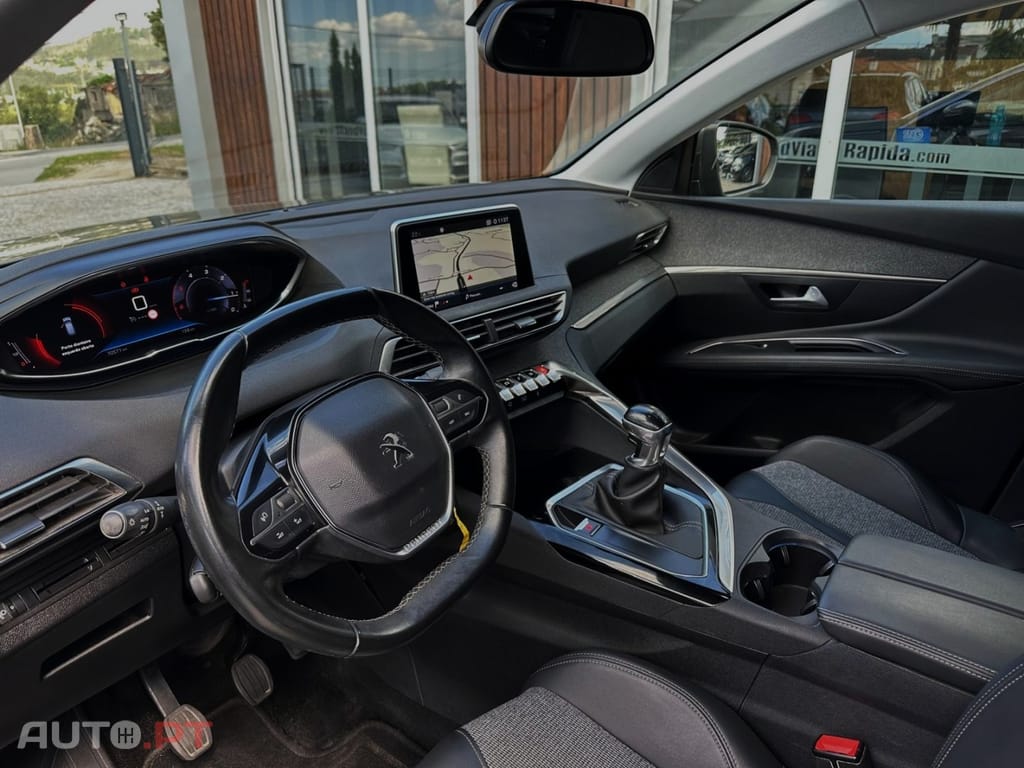 Peugeot 3008 1.5 BlueHDi Allure
