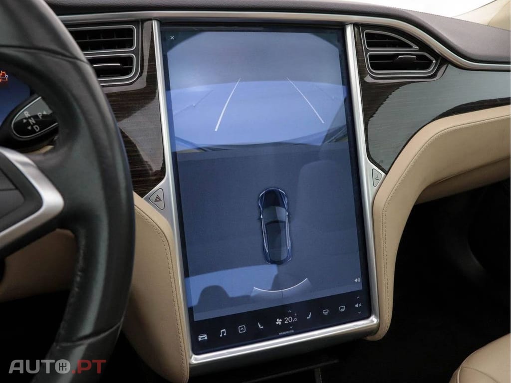 Tesla Model S 85