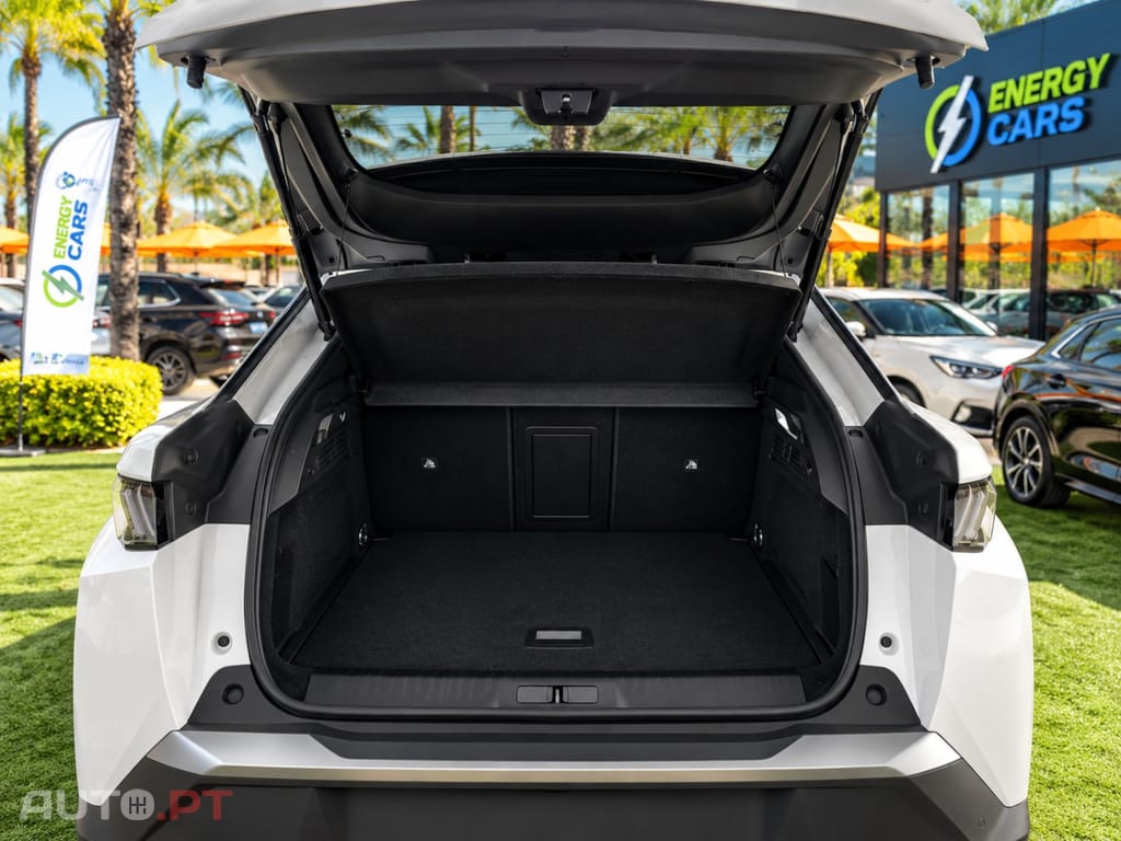 Peugeot E-3008 73 kWh Allure