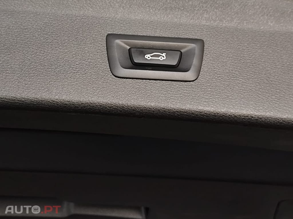 BMW X1 25 e xDrive Corporate Edition