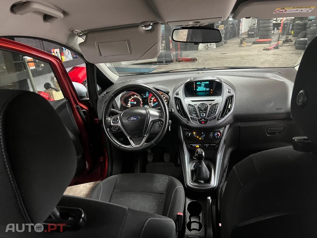 Ford B-Max 1.0 EcoBoost Titanium