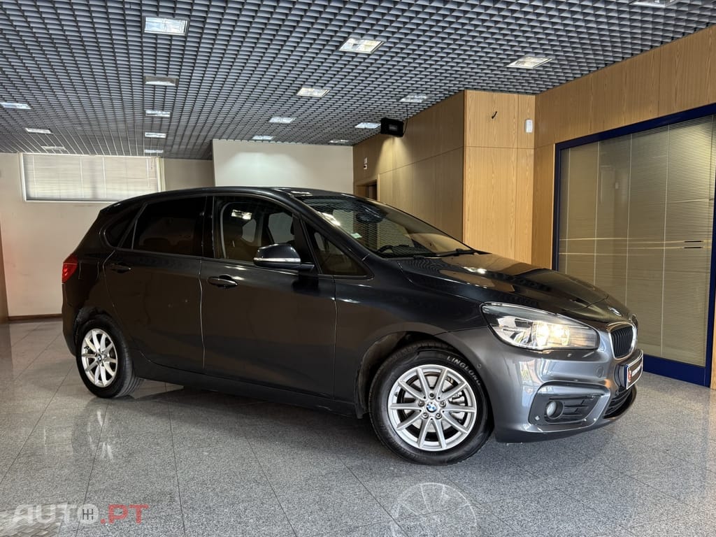 BMW 216 d Line Luxury Auto