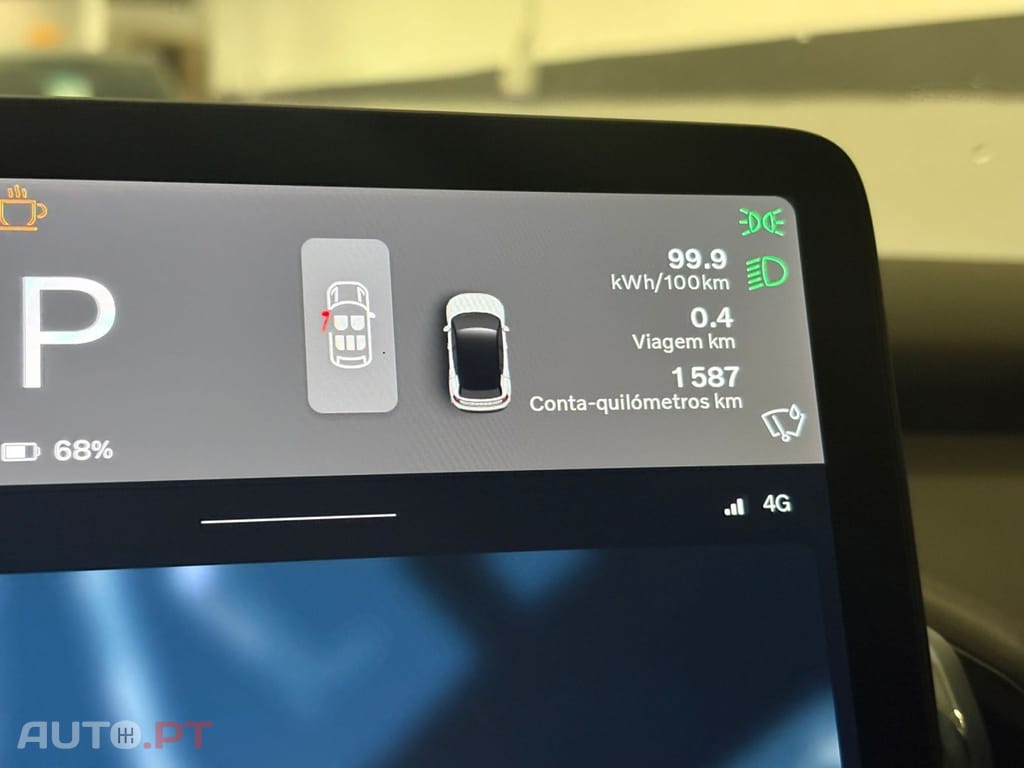 Volvo EX30 69 kWh Single Motor Extended Range Core