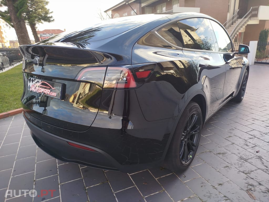 Tesla Model Y Tração Traseira