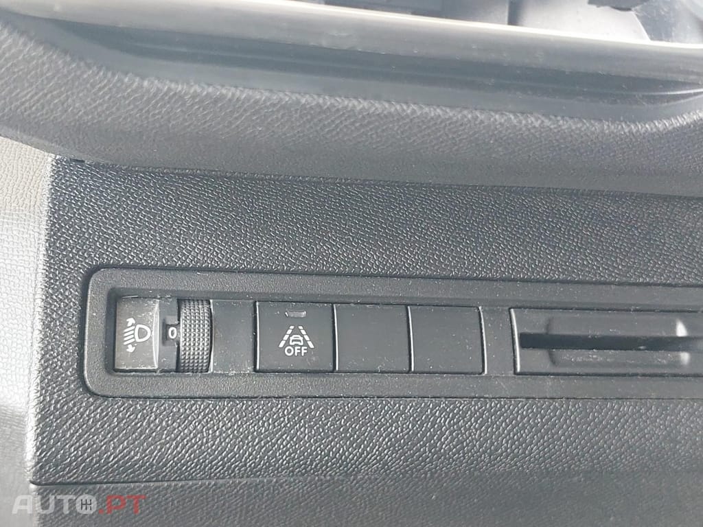 Peugeot 3008 1.5 BlueHDi Active Pack