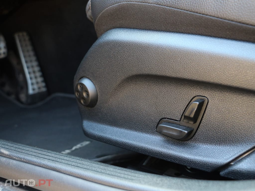 Mercedes-Benz C 200 Outro