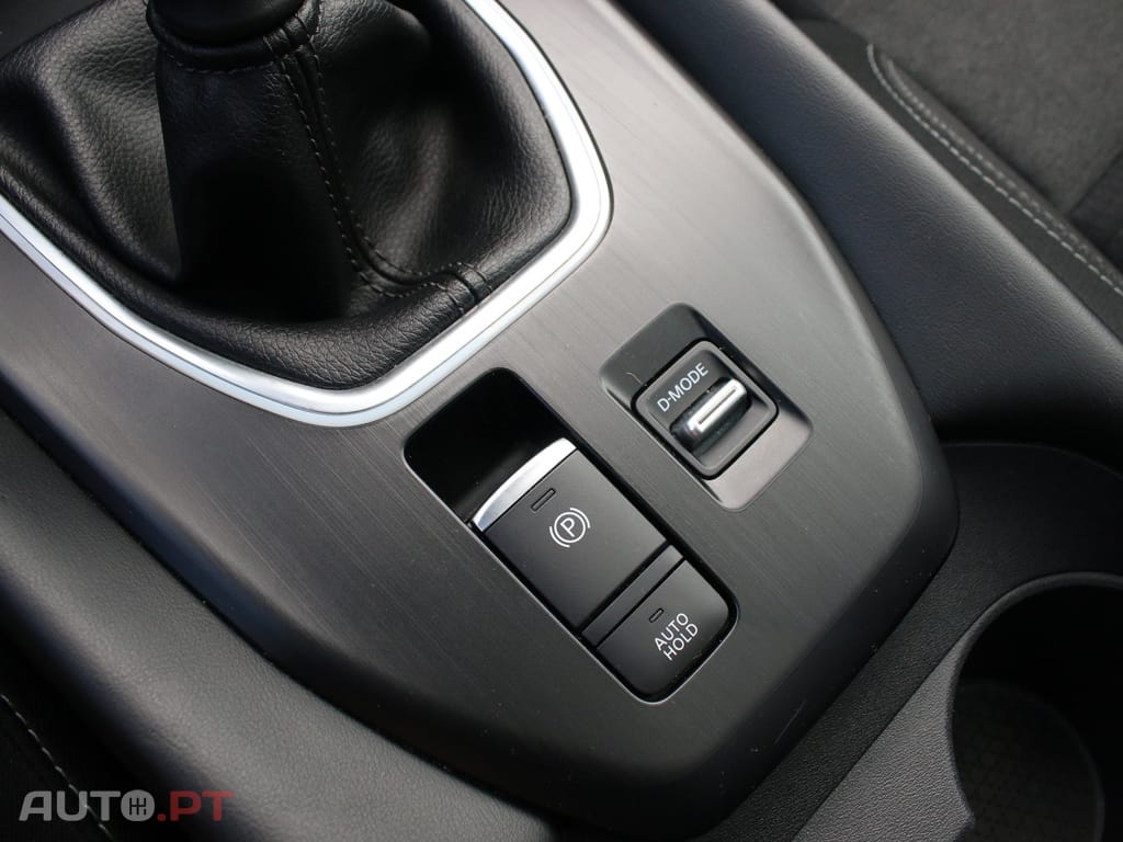 Nissan Qashqai 1.3 DIG-T N-Connecta