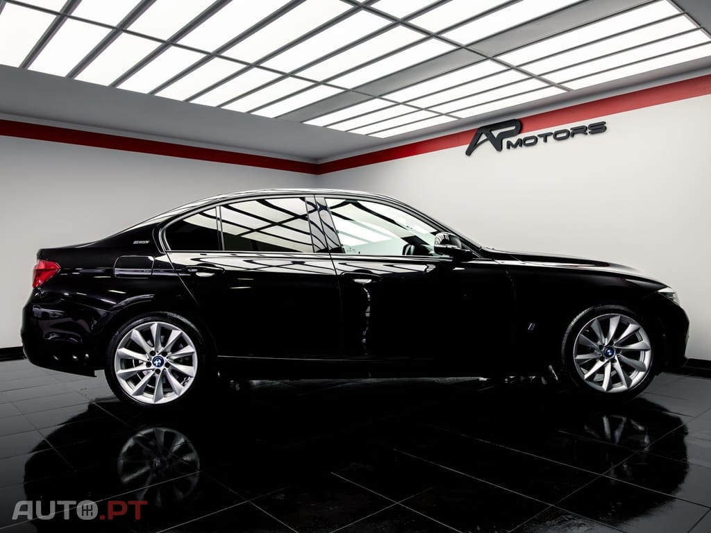 BMW 330 e iPerformance Line Sport
