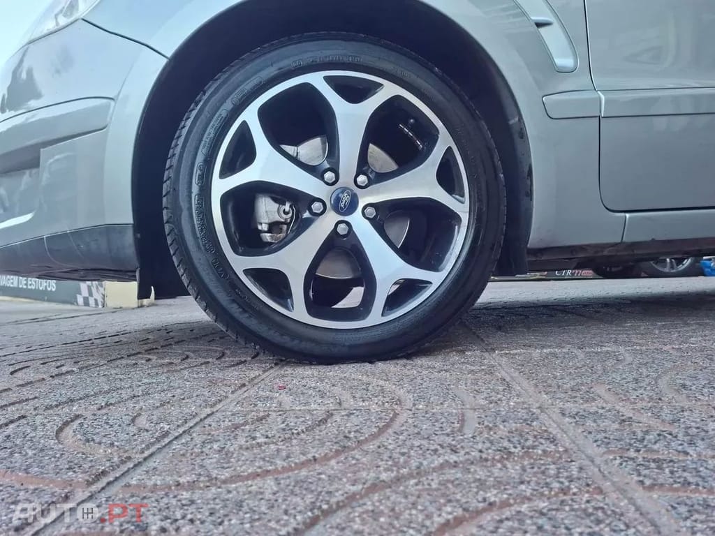 Ford S-Max  2 0 Tdci Dpf Titanium