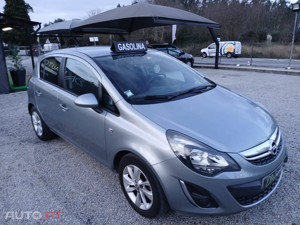 Opel Corsa 1.2 Enjoy