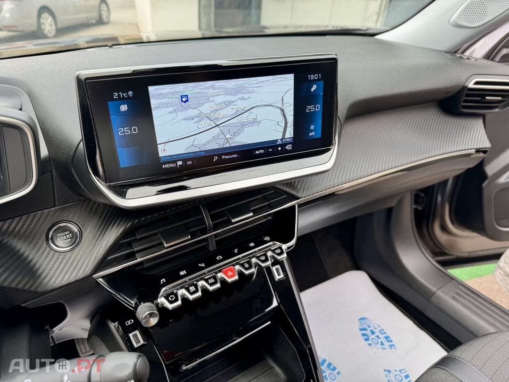 Peugeot 2008 1.5 BlueHDi Allure