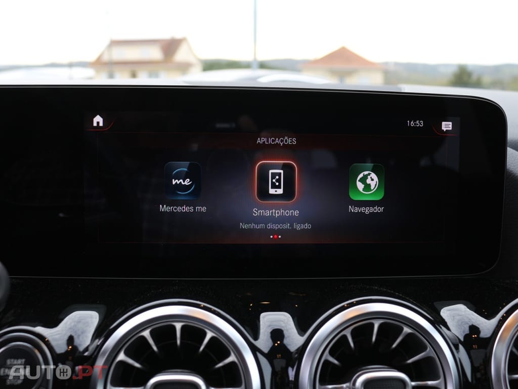 Mercedes-Benz GLA 250 e AMG Line