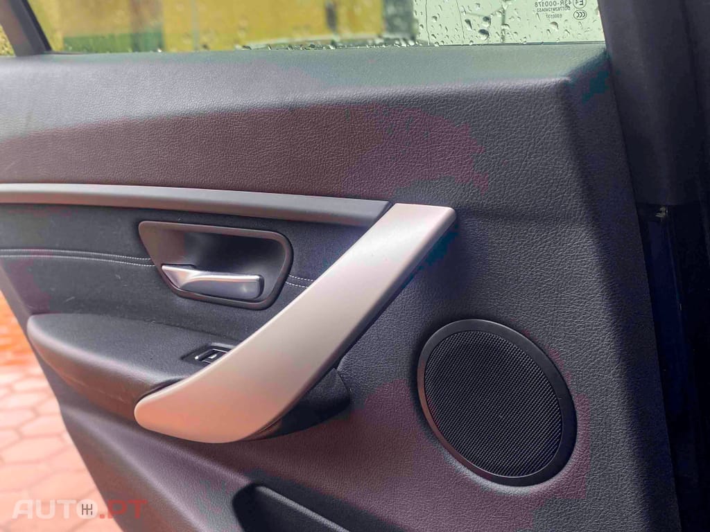 BMW 318 d Touring Line Sport