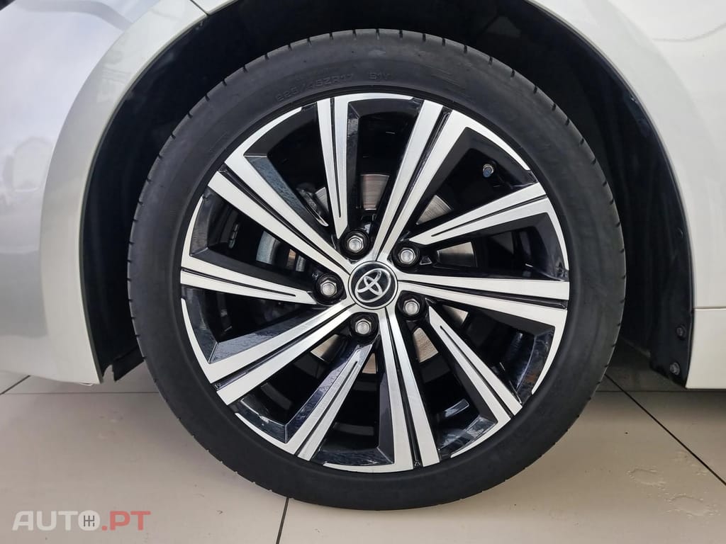 Toyota Corolla 1.8 Hybrid Comfort+P.Sport