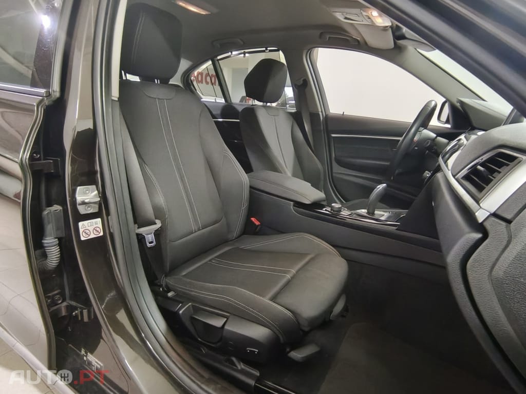 BMW 330 e iPerformance