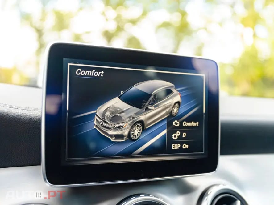 Mercedes-Benz GLA 45 AMG 4-Matic