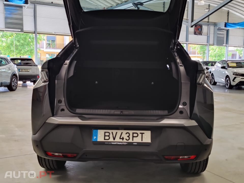 Peugeot 3008 1.2 Hybrid Allure e-DCS6