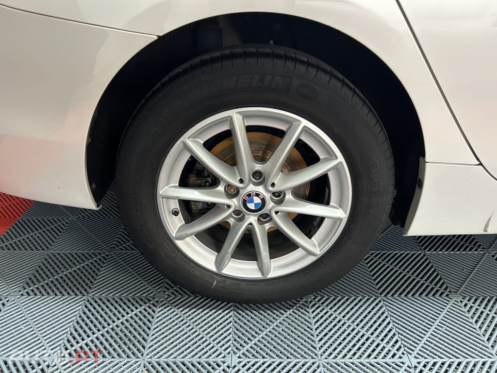BMW 216 d