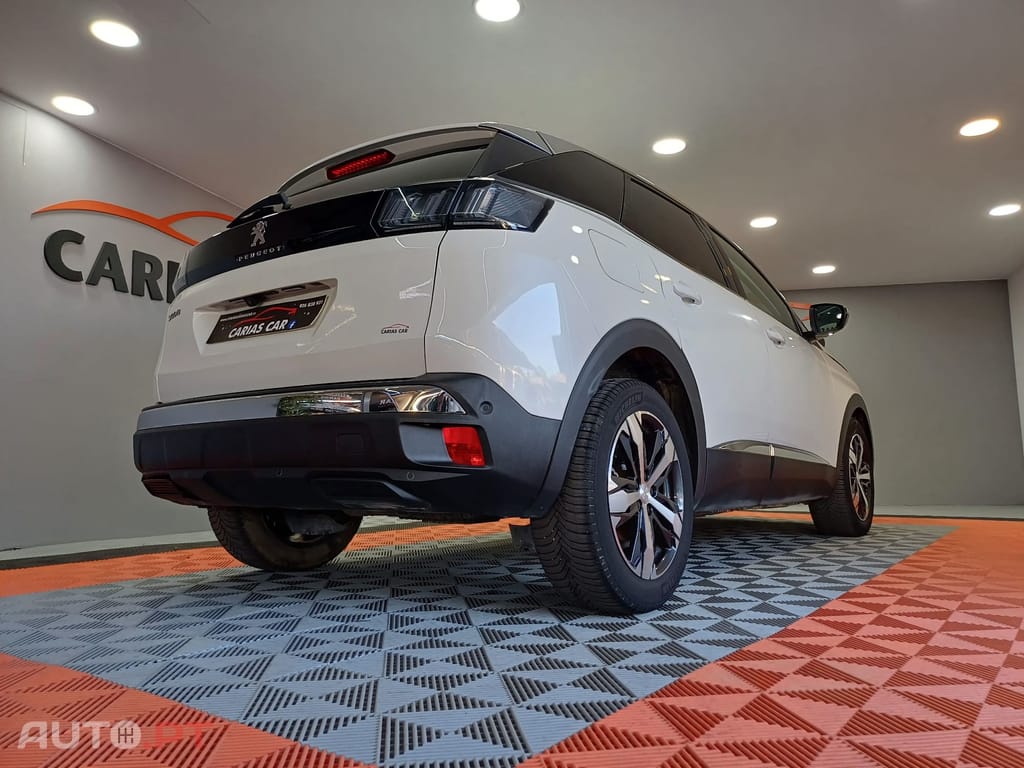 Peugeot 3008 1.5 BlueHDi Allure EAT8