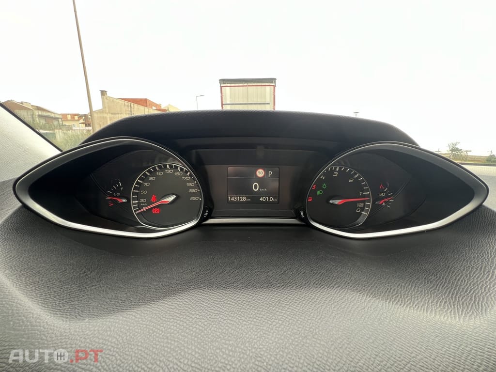 Peugeot 308 SW 1.5 BlueHDi Allure EAT8