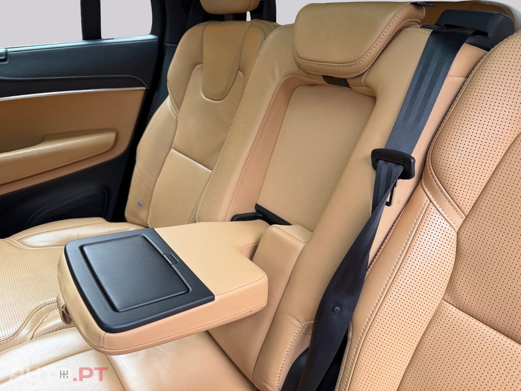 Volvo XC90 B5 Inscription