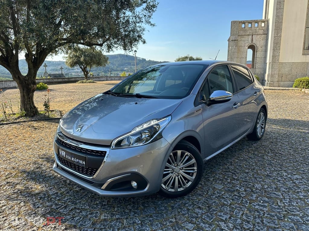 Peugeot 208 1.5 BlueHDi Signature