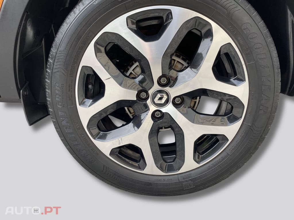 Renault Captur TCE LIMITED 