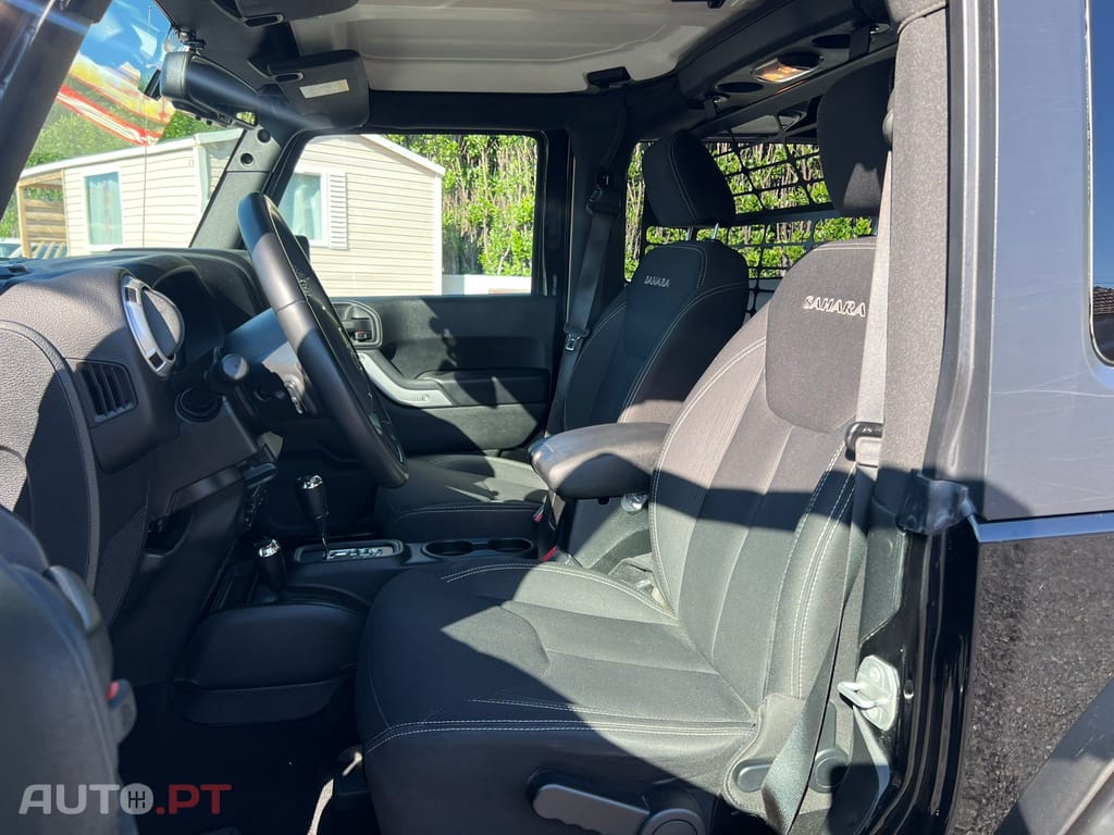 Jeep Wrangler 2.8 CRD Sahara AT