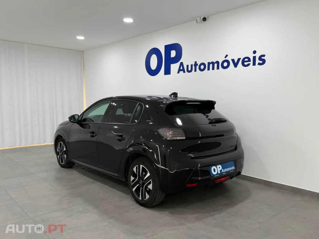 Peugeot 208 Pure tech ALLURE