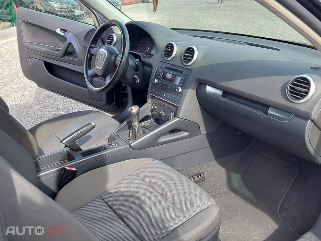 Audi A3 1.6 TDI S line Sport Pack