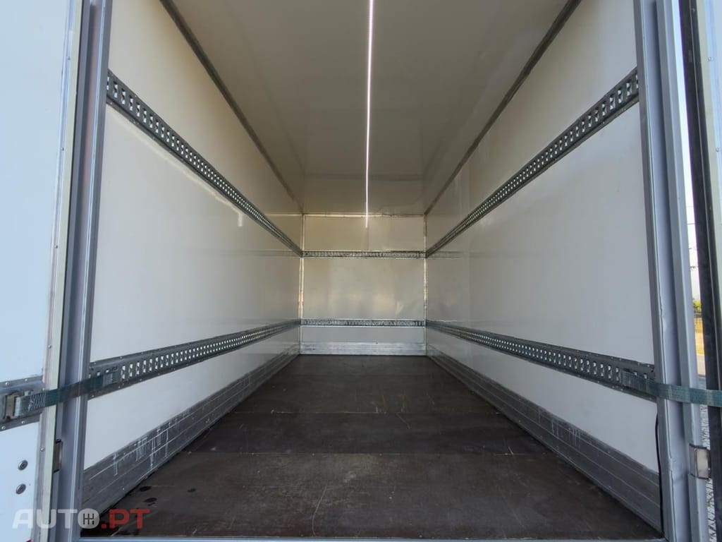 Mitsubishi Canter CONTENTOR