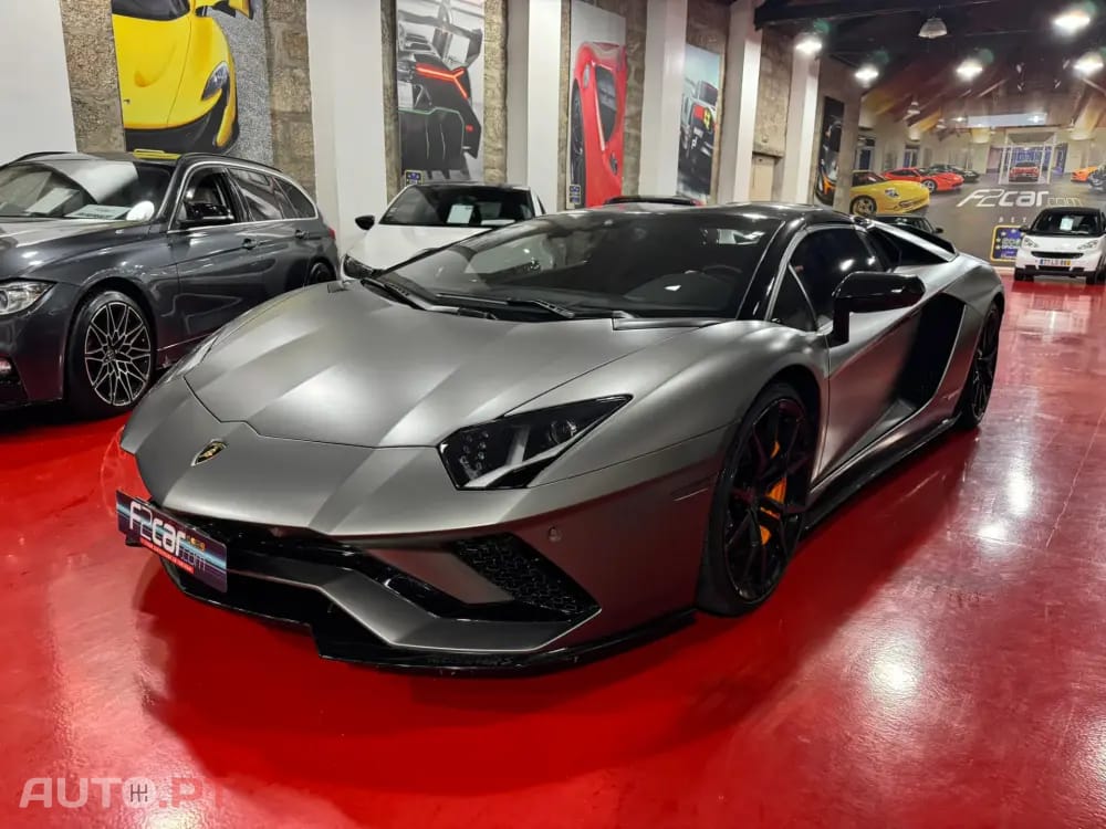 Lamborghini Aventador S