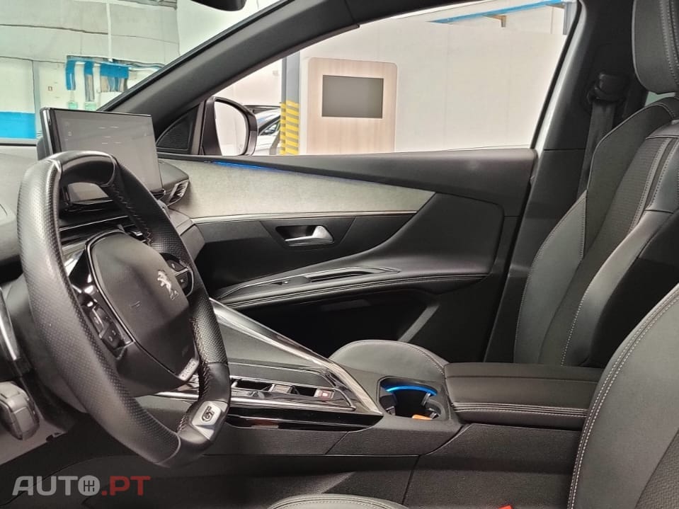 Peugeot 3008 1.6 Hybrid GT e-EAT8