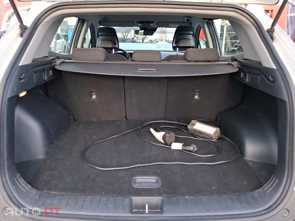 Kia Sportage 1.6 T-GDI AWD Base