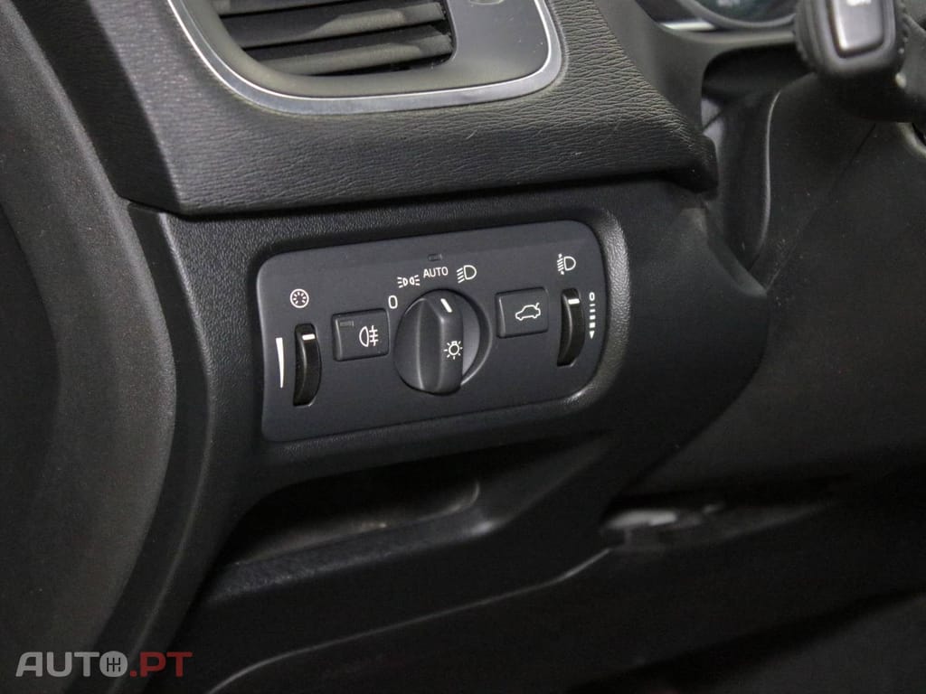 Volvo V40 Cross Country 2.0 D2 Kinetic Geartronic
