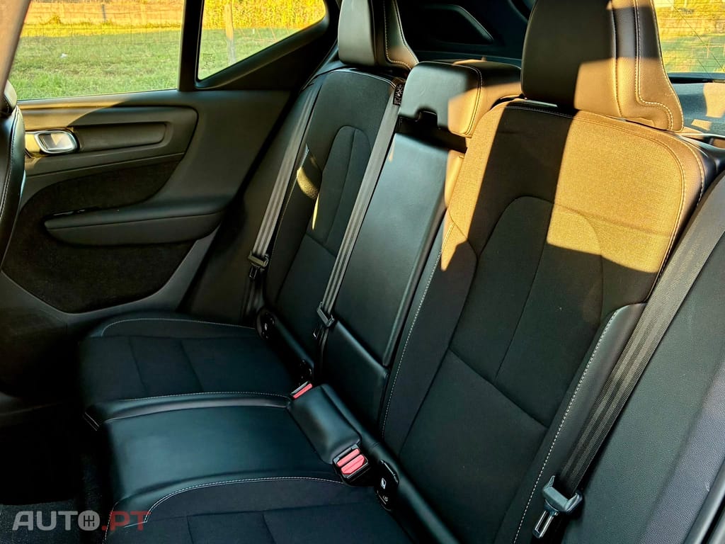 Volvo XC40 T5 Momentum Plus
