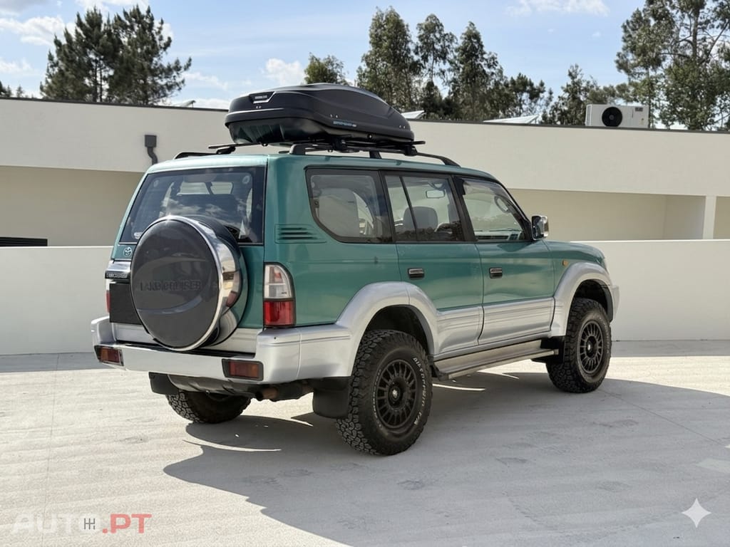 Toyota Land Cruiser 8 lugares
