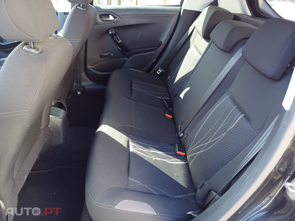 Peugeot 208 1.4 HDi Active