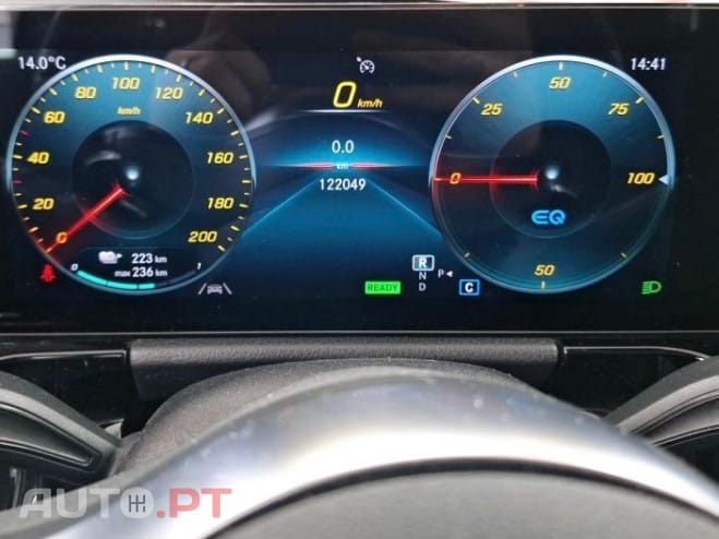 Mercedes-Benz EQA 250 AMG Line IVA Dedutível