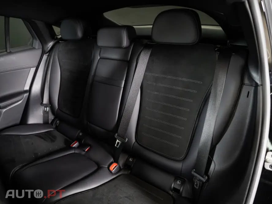 Mercedes-Benz GLC 300 de Coupe 4Matic 9G-TRONIC AMG Line Advanced