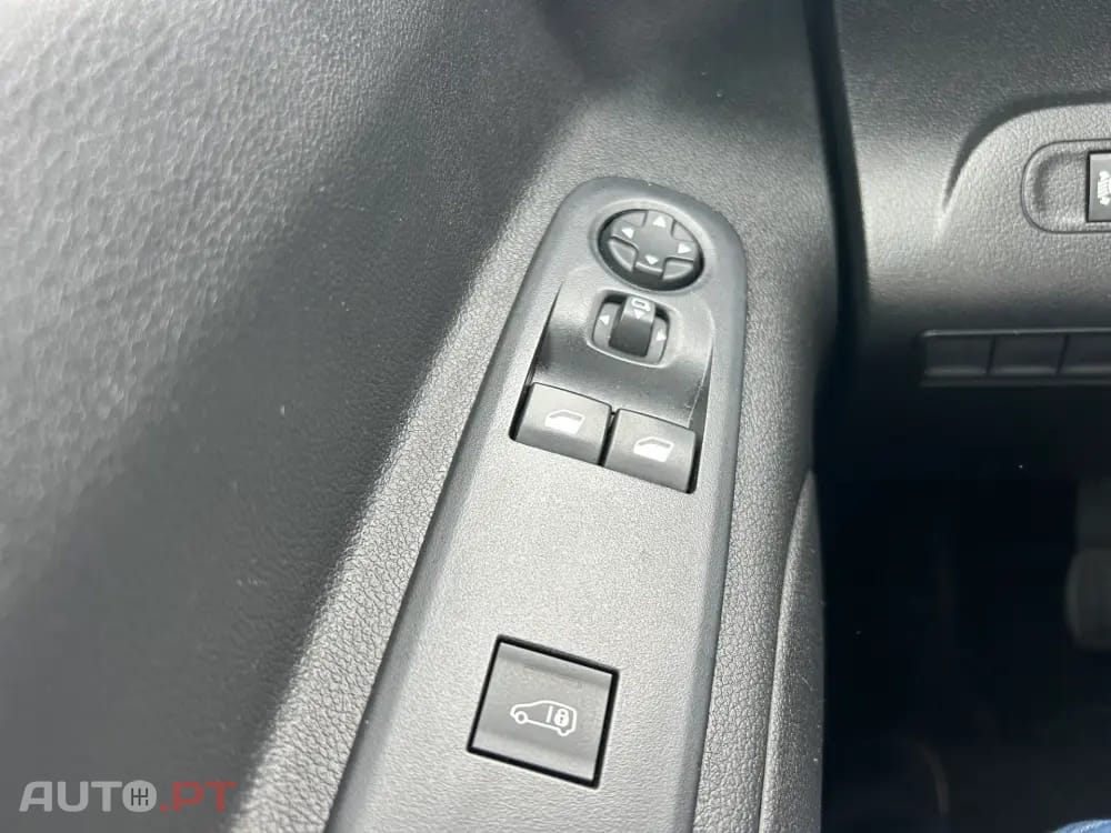 Peugeot Partner 1.5 BlueHDi Premium Standard Plus