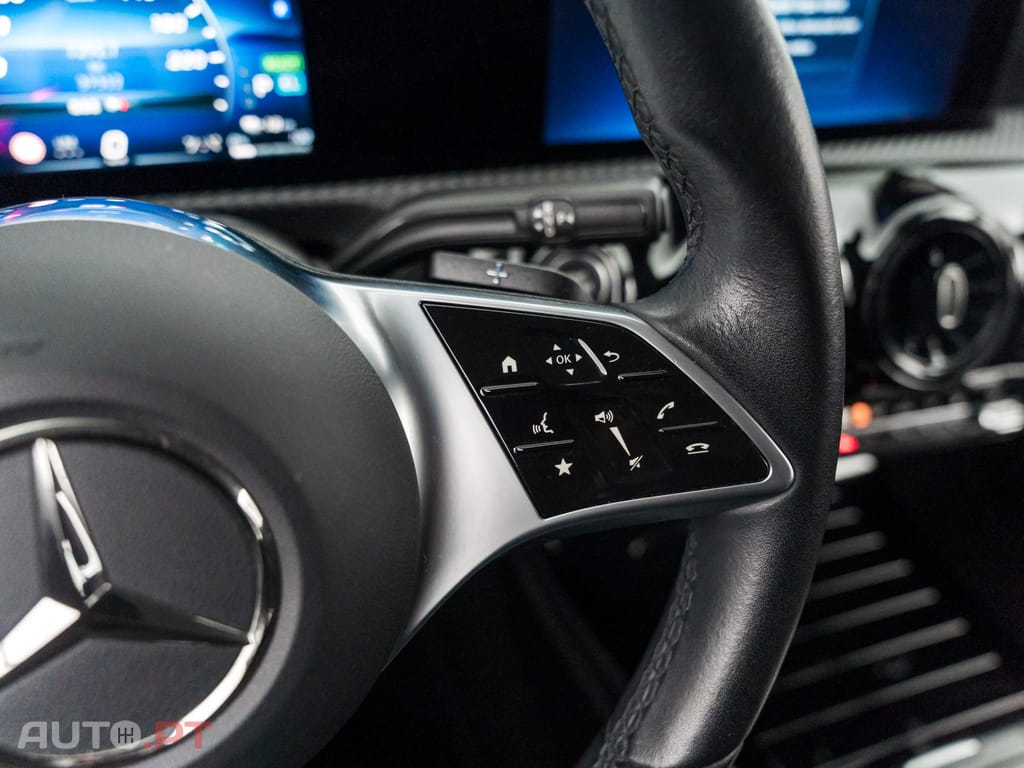 Mercedes-Benz A 250 e