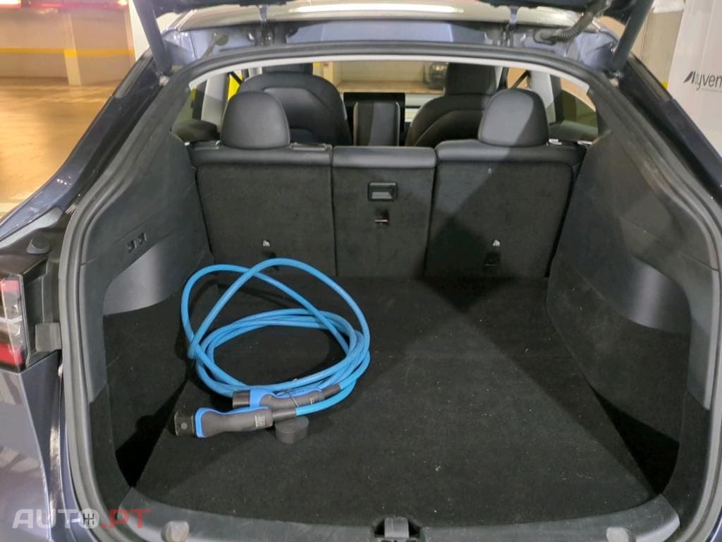 Tesla Model Y Long Range Tração Integral