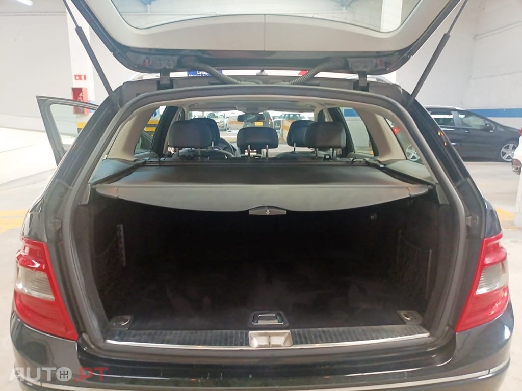 Mercedes-Benz C 220 CDi Classic BlueEfficiency