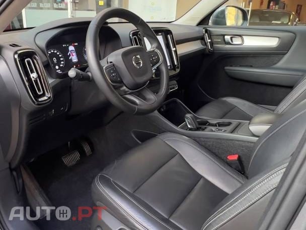Volvo XC40 2.0 D3 Momentum Plus Geartronic