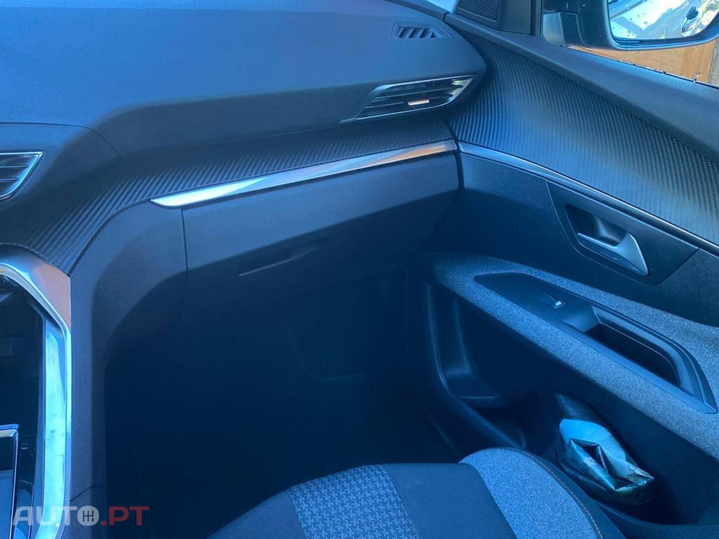 Peugeot E-3008 1500HDI