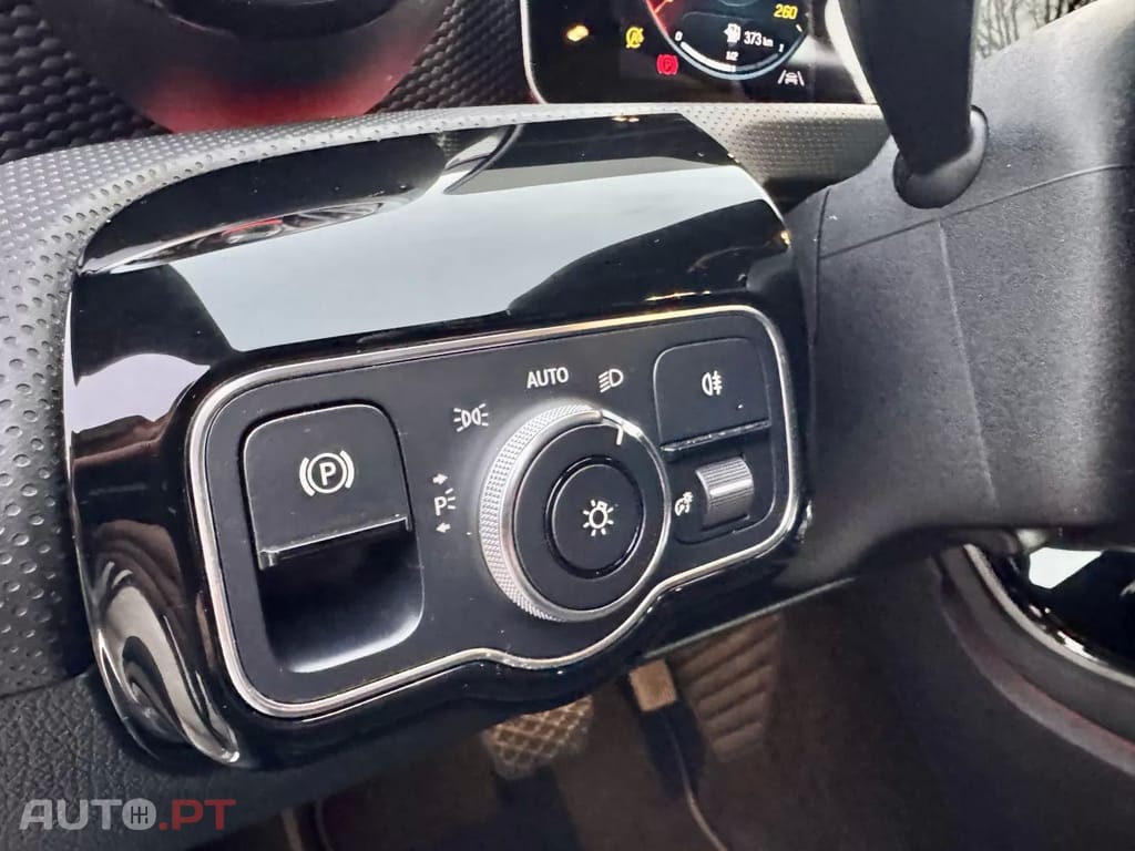 Mercedes-Benz CLA 180 d Shooting Brake Progressive Aut.