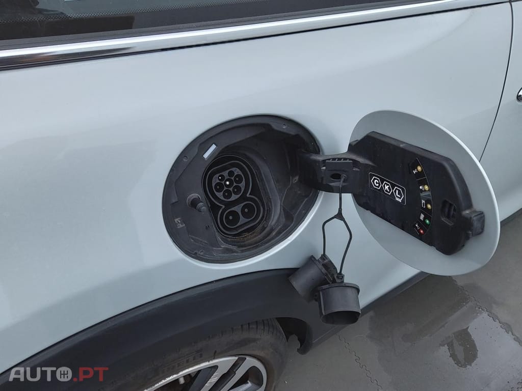 MINI Electric Cooper SE