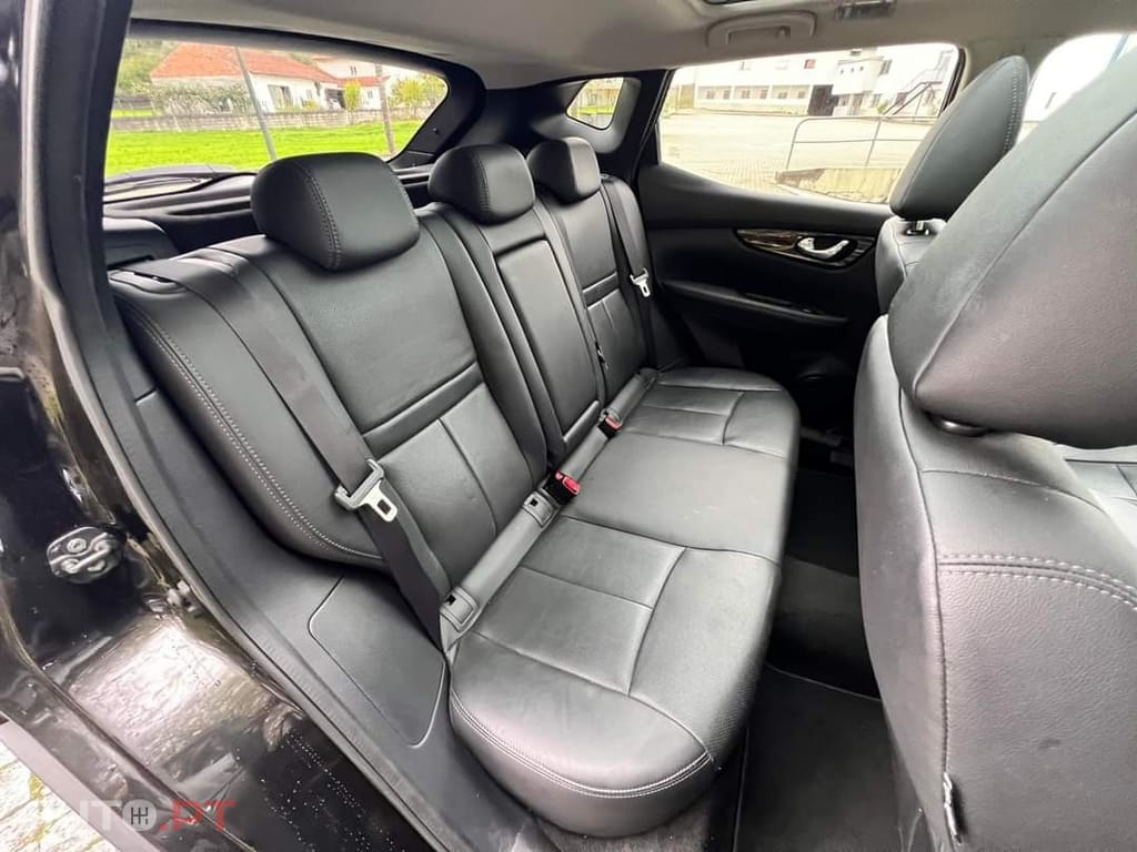 Nissan Qashqai 1.5 dCi Tekna Premium Pele